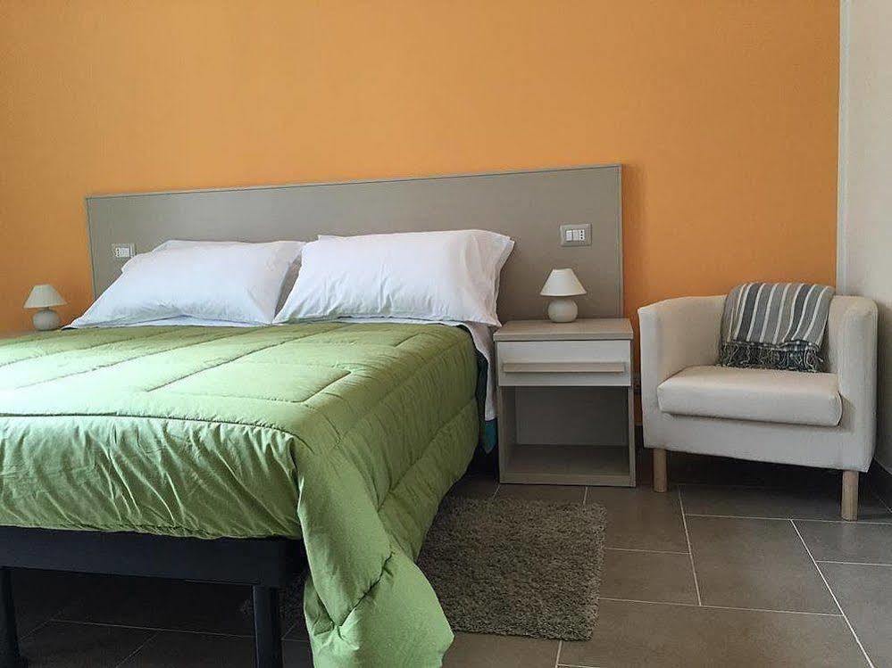 B&B Cairoli Messina Luaran gambar