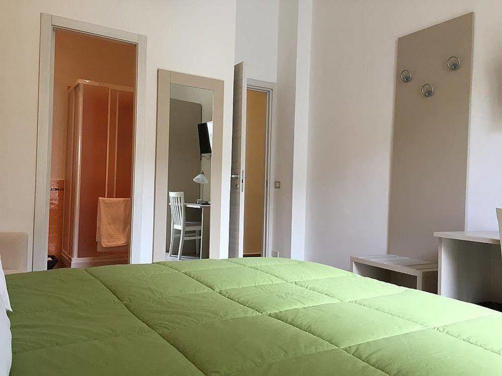 B&B Cairoli Messina Luaran gambar