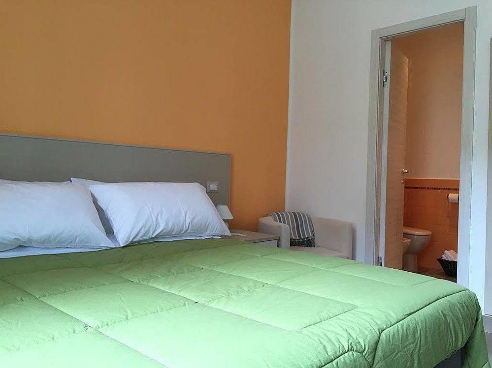 B&B Cairoli Messina Luaran gambar