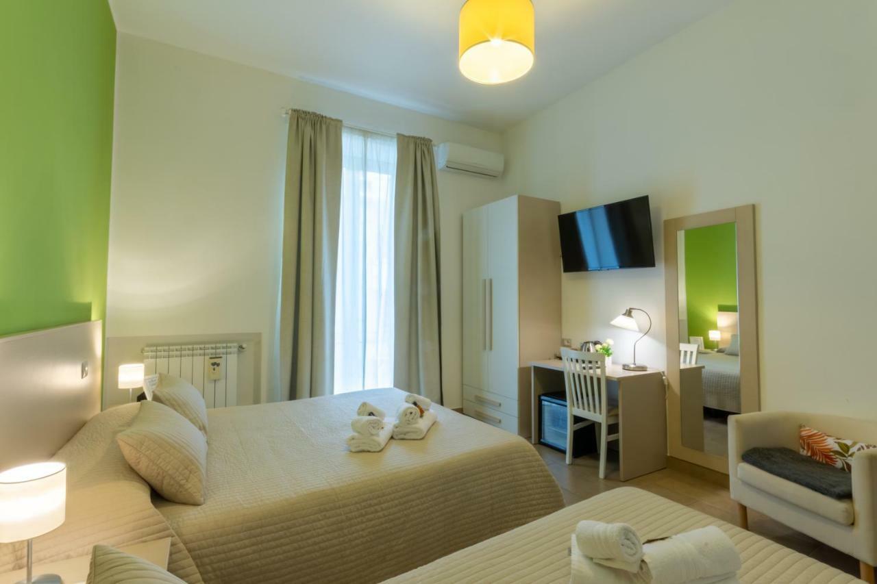 B&B Cairoli Messina Luaran gambar
