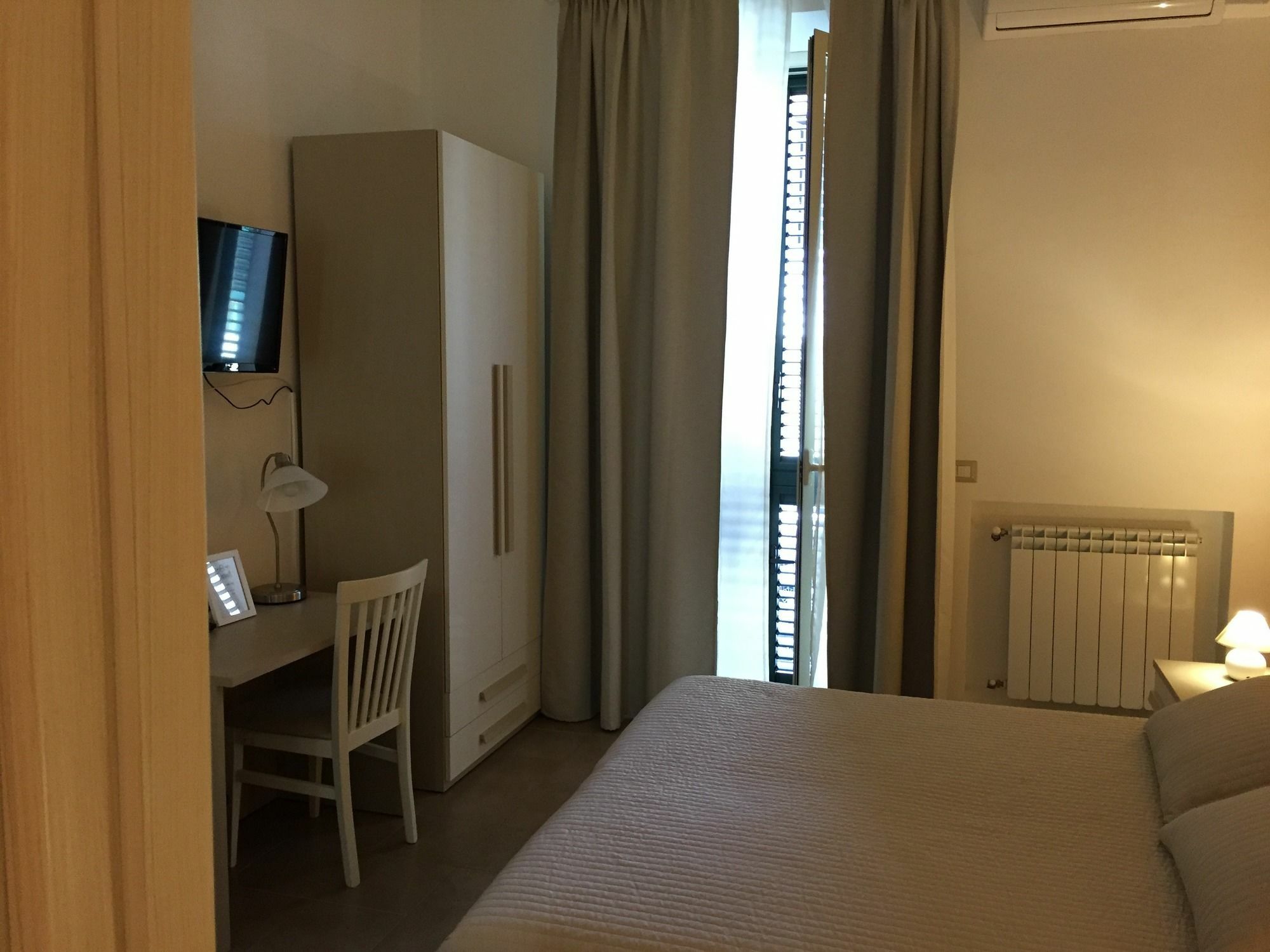 B&B Cairoli Messina Luaran gambar